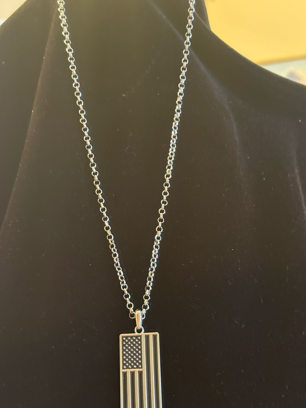 Men's Silver-Tone American Flag Pendant Necklace
